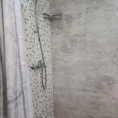 Apartament *